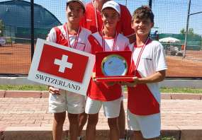  Jonas Waelti, Noah Honsberger, Richard Mitchell, Roberto Bresolin (Coach)