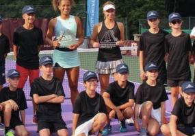Naima Karamoko und Valentina Ryser